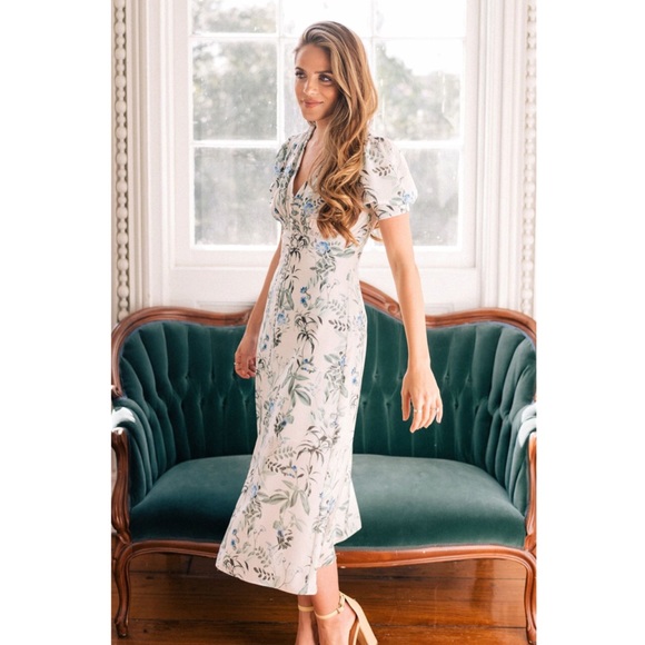 Gal Meets Glam Dresses & Skirts - NWT Gal Meets Glam Botanical Garden Midi Dress 6